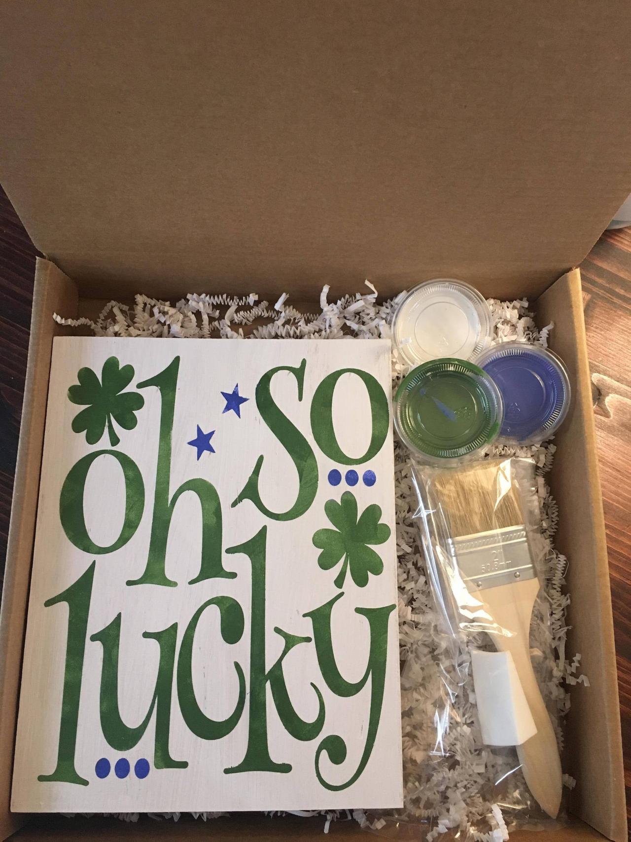 St. Patricks Day Ship And Make. Sign In A Box. Diy. Make Your Own Sign. Sign In A Box. Gift Idea